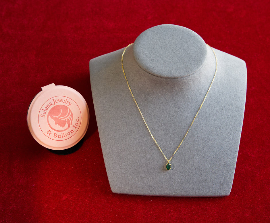 Selena Jewelry Bullion - Chambord Vintage Emerald Tone Oval Pendant Necklace