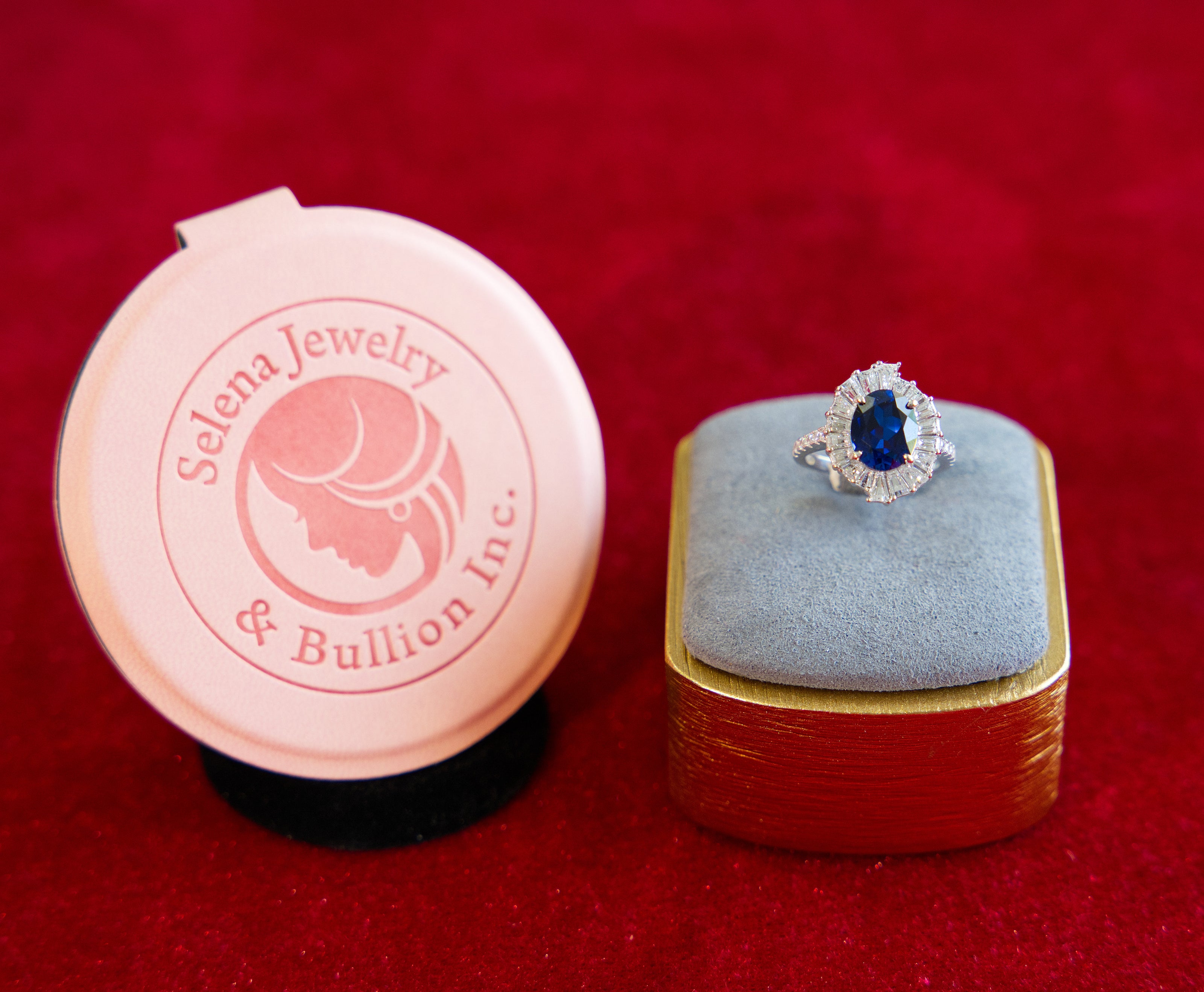 Selena Jewelry Bullion - Linderhof 3 cts Lab Grown Royal Blue Sapphire Oval Sunburst Halo Ring