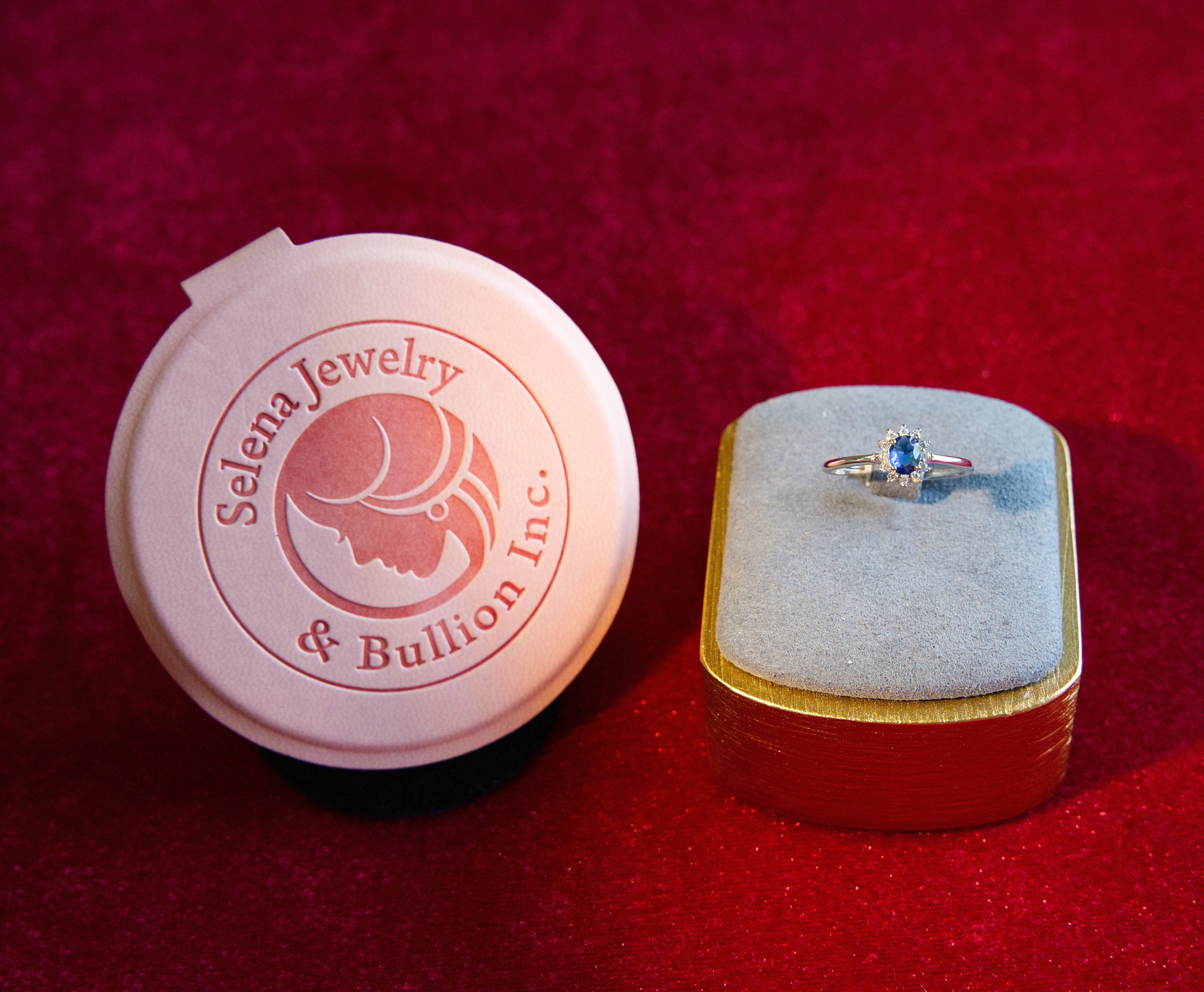 Selena Jewelry Bullion - Fontainebleau Sapphire Tone Vintage Halo Adjustable Opening Ring