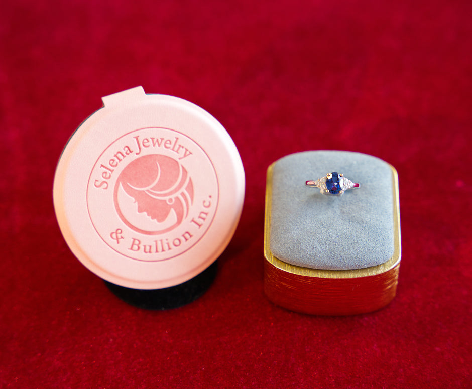 Selena Jewelry Bullion - Chambord 1.5 Carats Lab Grown Royal Blue Sapphire Oval Milgrain Three-Stone Ring