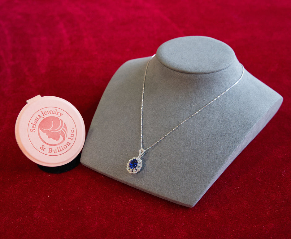 Selena Jewelry Bullion - Versailles 3 Carats Lab Grown Royal Blue Sapphire Oval Halo Pendant Necklace