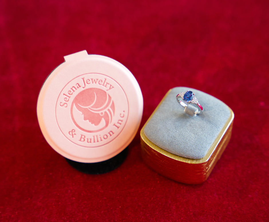 Selena Jewelry Bullion - Chambord 1.5 Carats Lab Grown Royal Blue Sapphire Oval Milgrain Three-Stone Ring