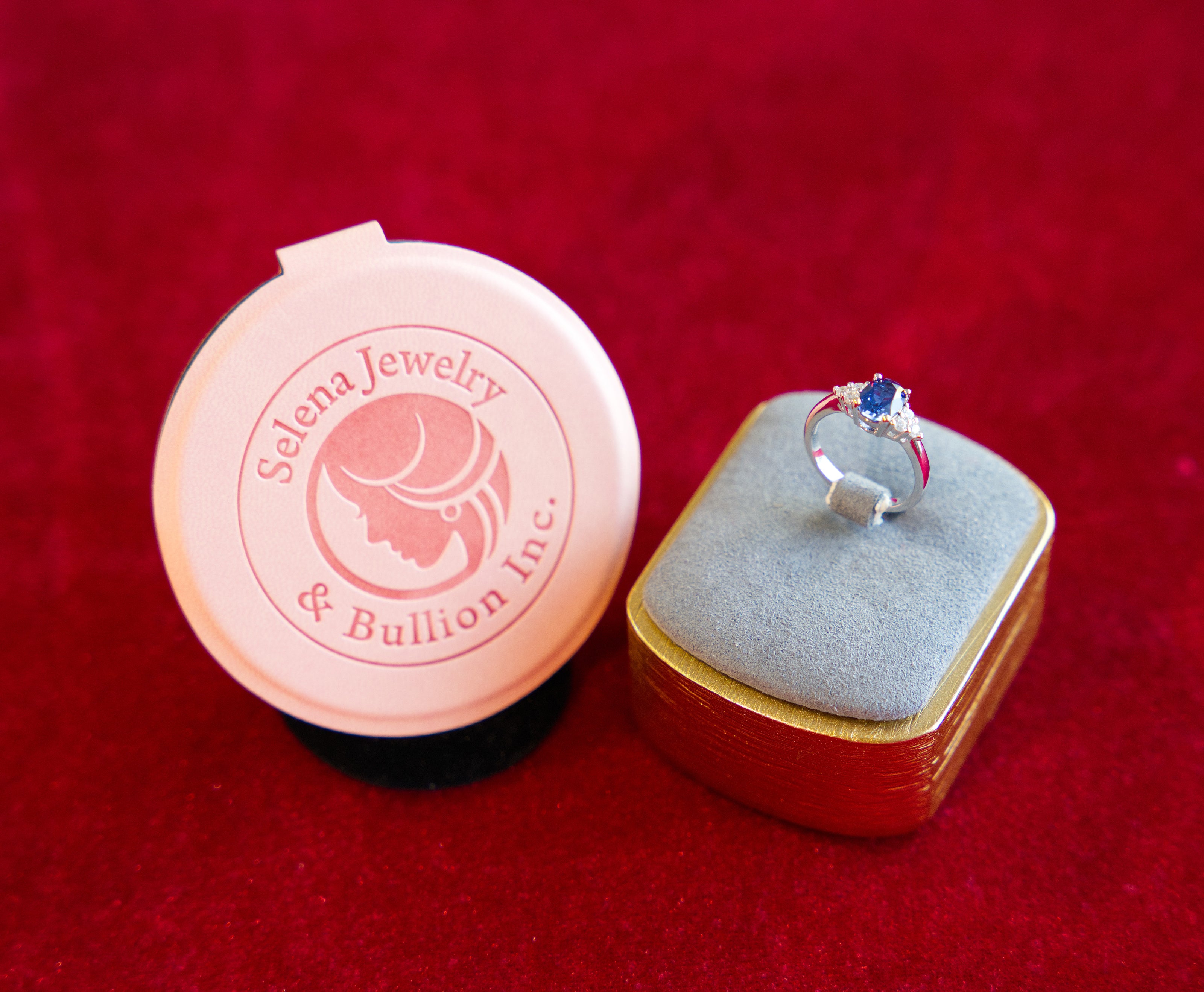Selena Jewelry Bullion - Chambord 1.5 Carats Lab Grown Royal Blue Sapphire Oval Milgrain Three-Stone Ring