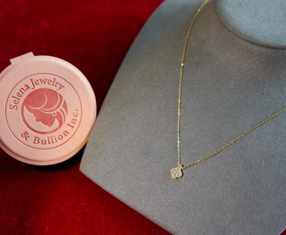 Selena Jewelry Bullion - Trianon Clear Tone Clover Necklace